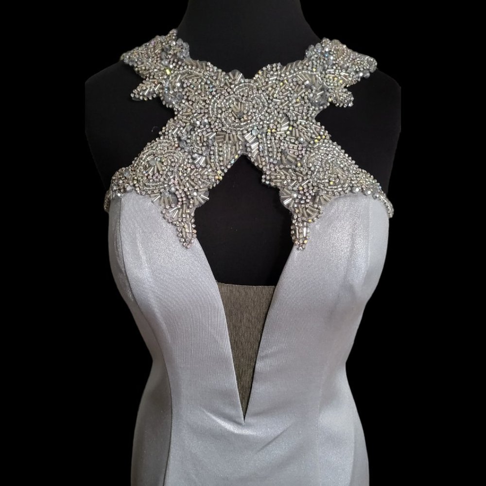 Vienna Prom Halter Bodycon Short Dress - Picture 5 of 8